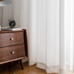 Cortinas Brancas...